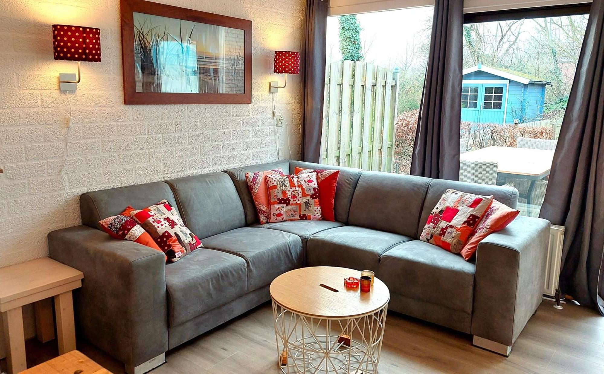 Holiday home Ruby Bruinisse